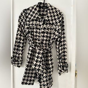 Tommy Hilfiger Woman’s Jacket Size Small